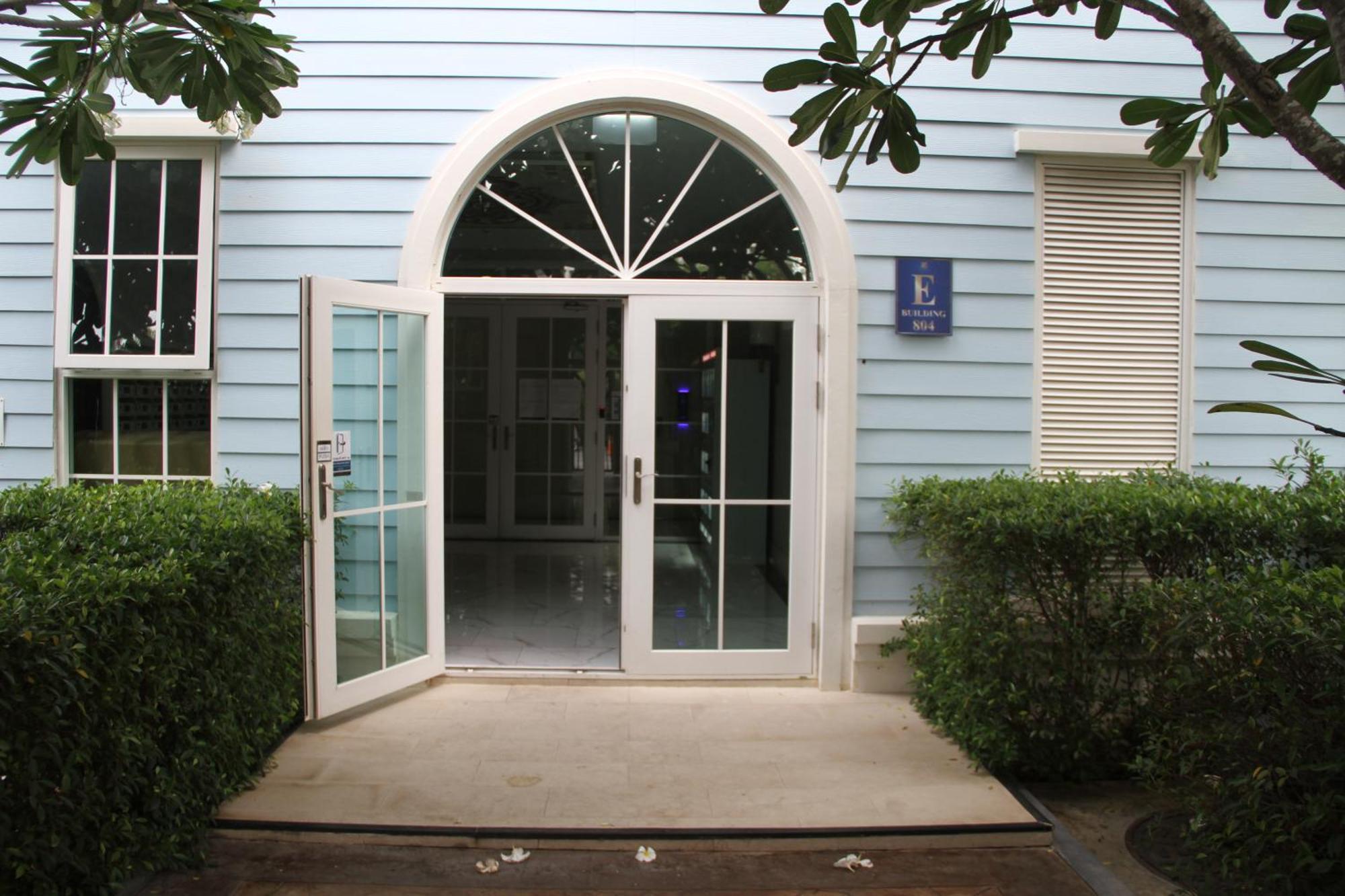 Grand Florida芭提雅带免费游泳池温泉和健身房和办公区水上花园公寓e208 Na Chom Thian Exterior foto